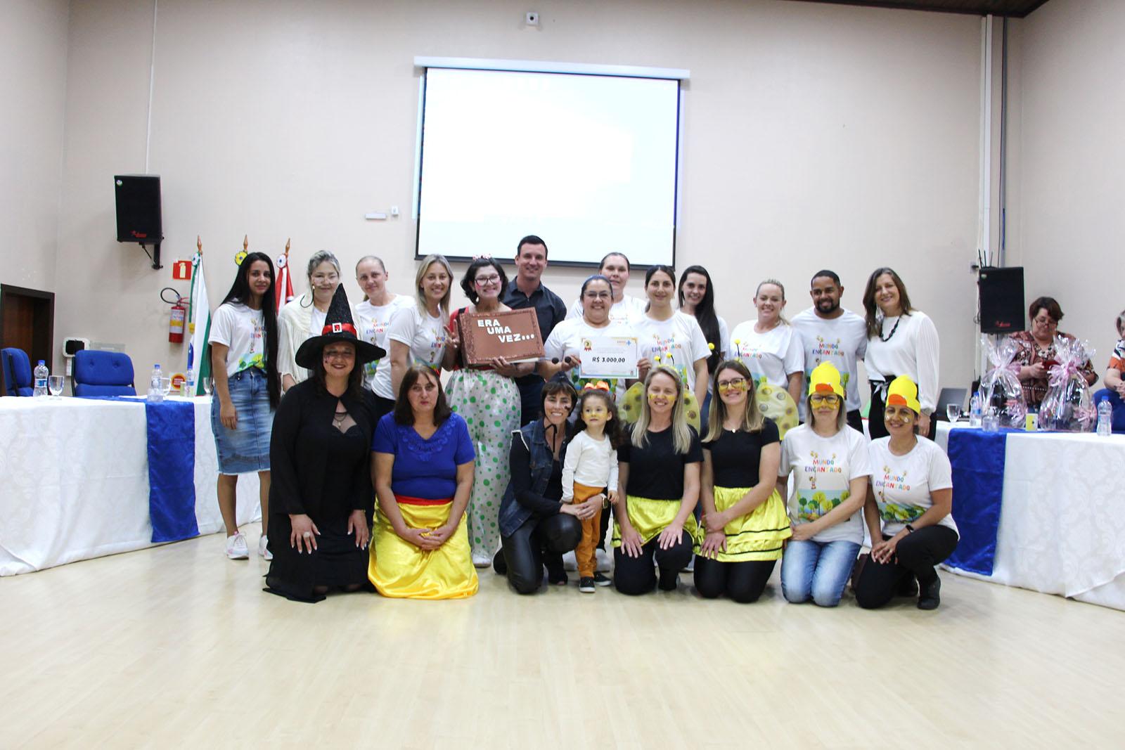 Concurso premia projetos desenvolvidos nos Cmeis