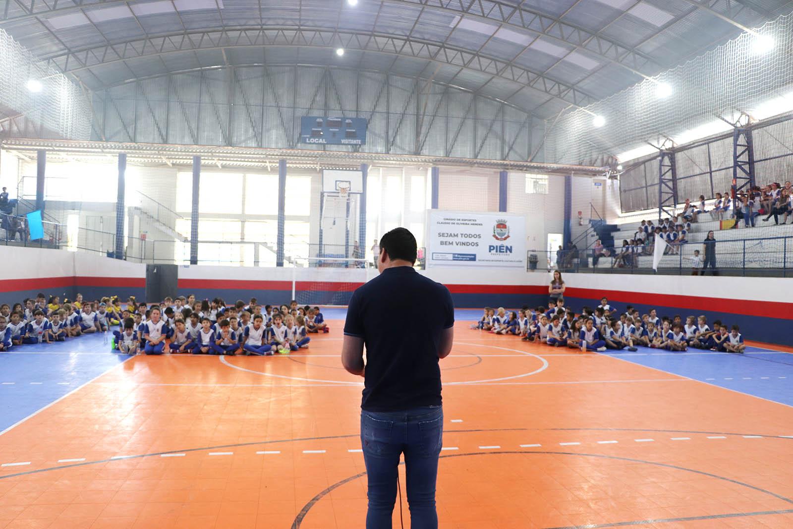 Iniciam as Olimpiadas das Escolas Municipais de Piên