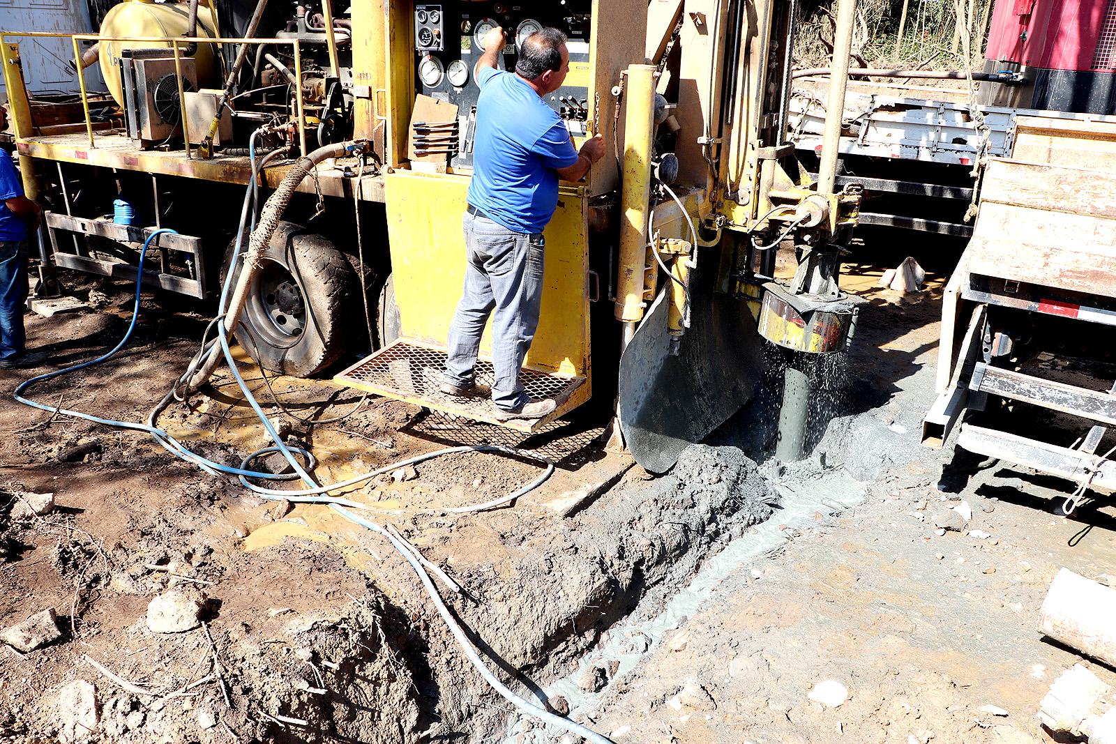 Agricultura amplia fornecimento de água na área rural