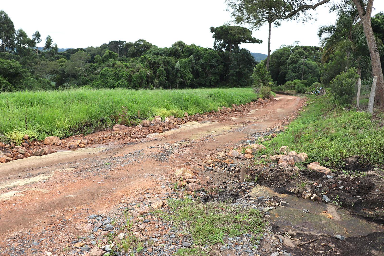 Mais três ruas receberão pavimentação em concreto