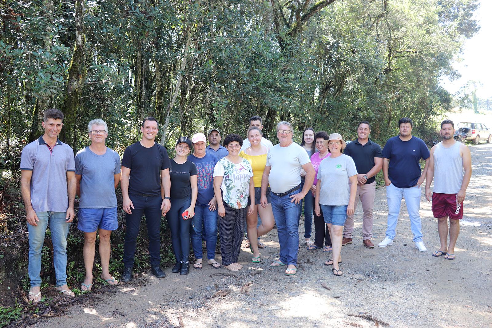 Prefeitura substituirá ponte de madeira por galerias