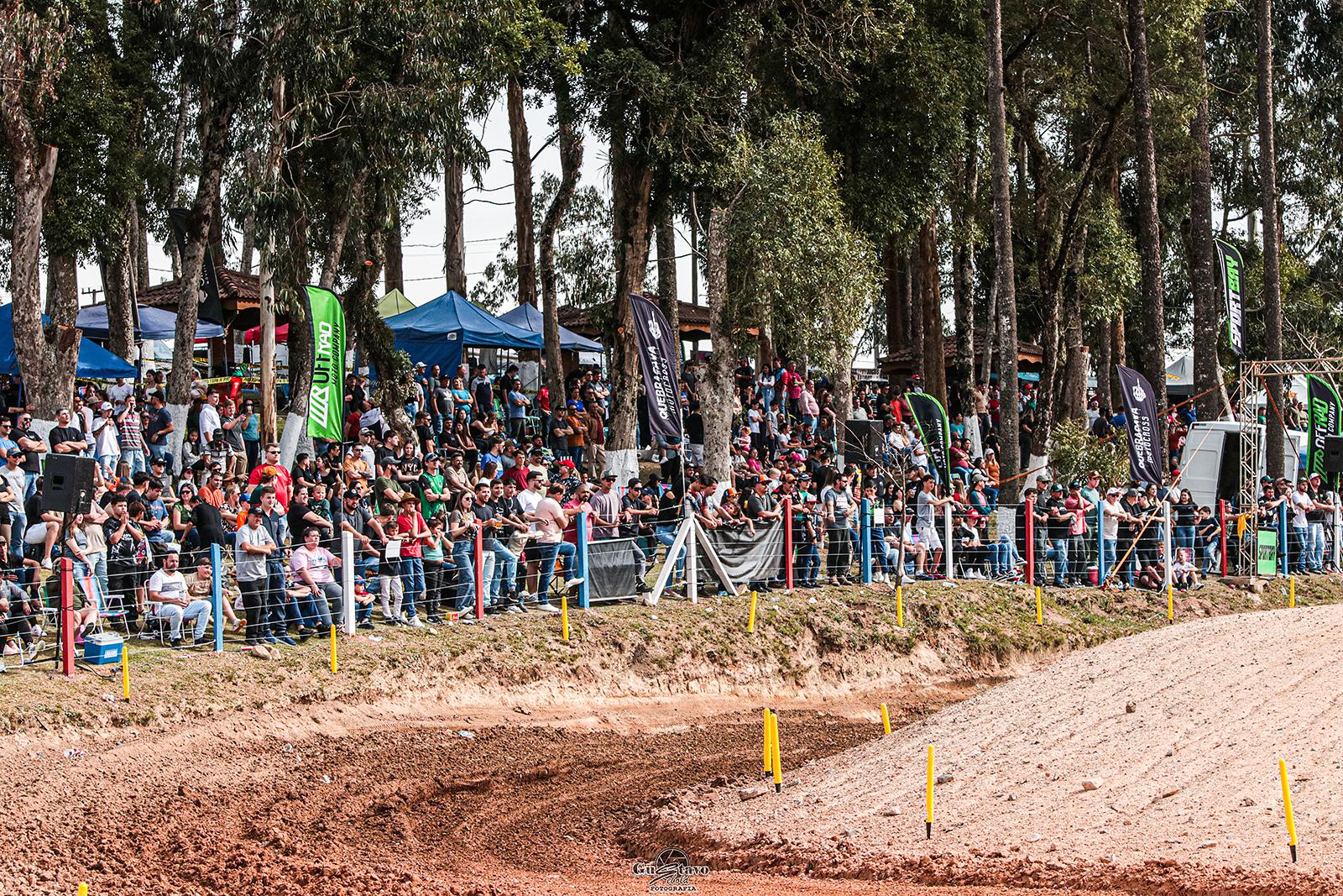 Piên sedia Campeonato Brasileiro e Paranaense de Velocross com apoio da Prefeitura