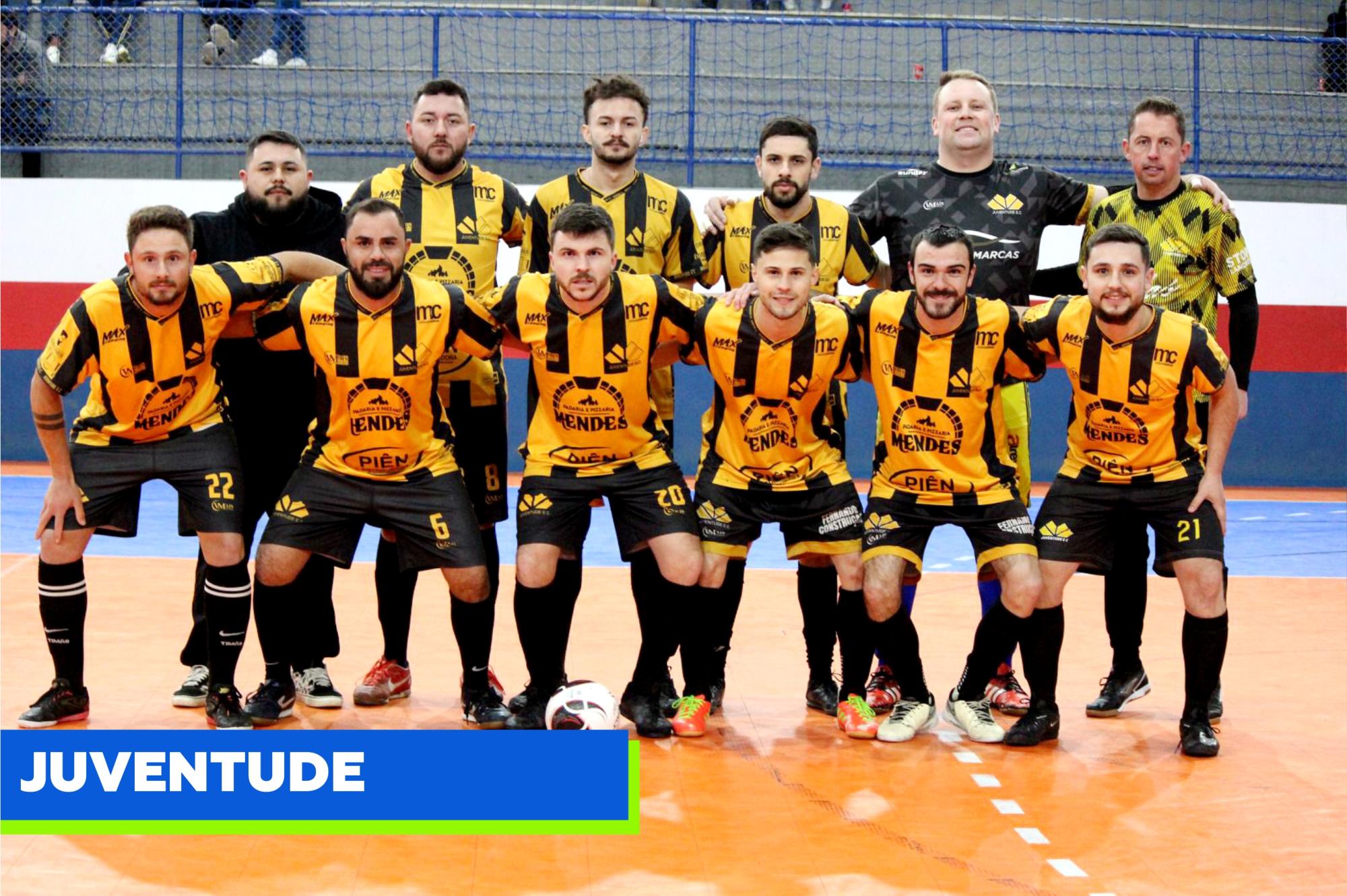 Campeonato Municipal de Futsal começa com casa cheia e três bons jogos em Piên
