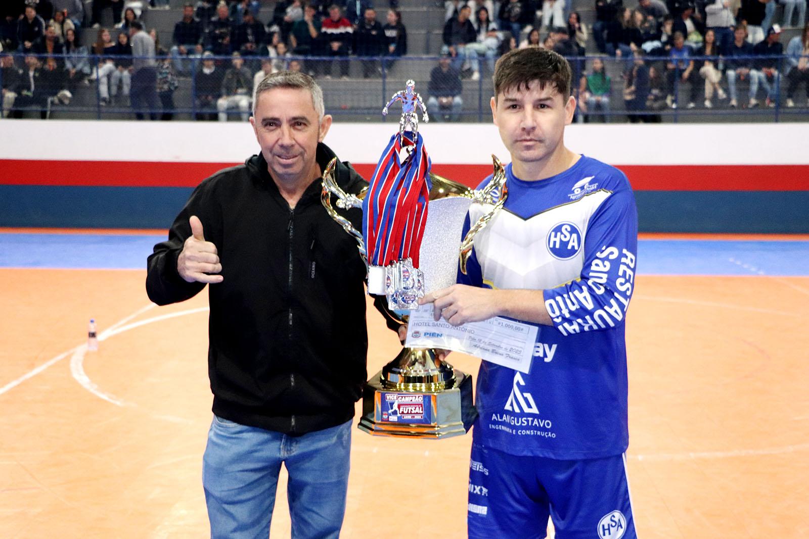 Barcelona/UG é campeão do Campeonato Municipal de Futsal de Piên