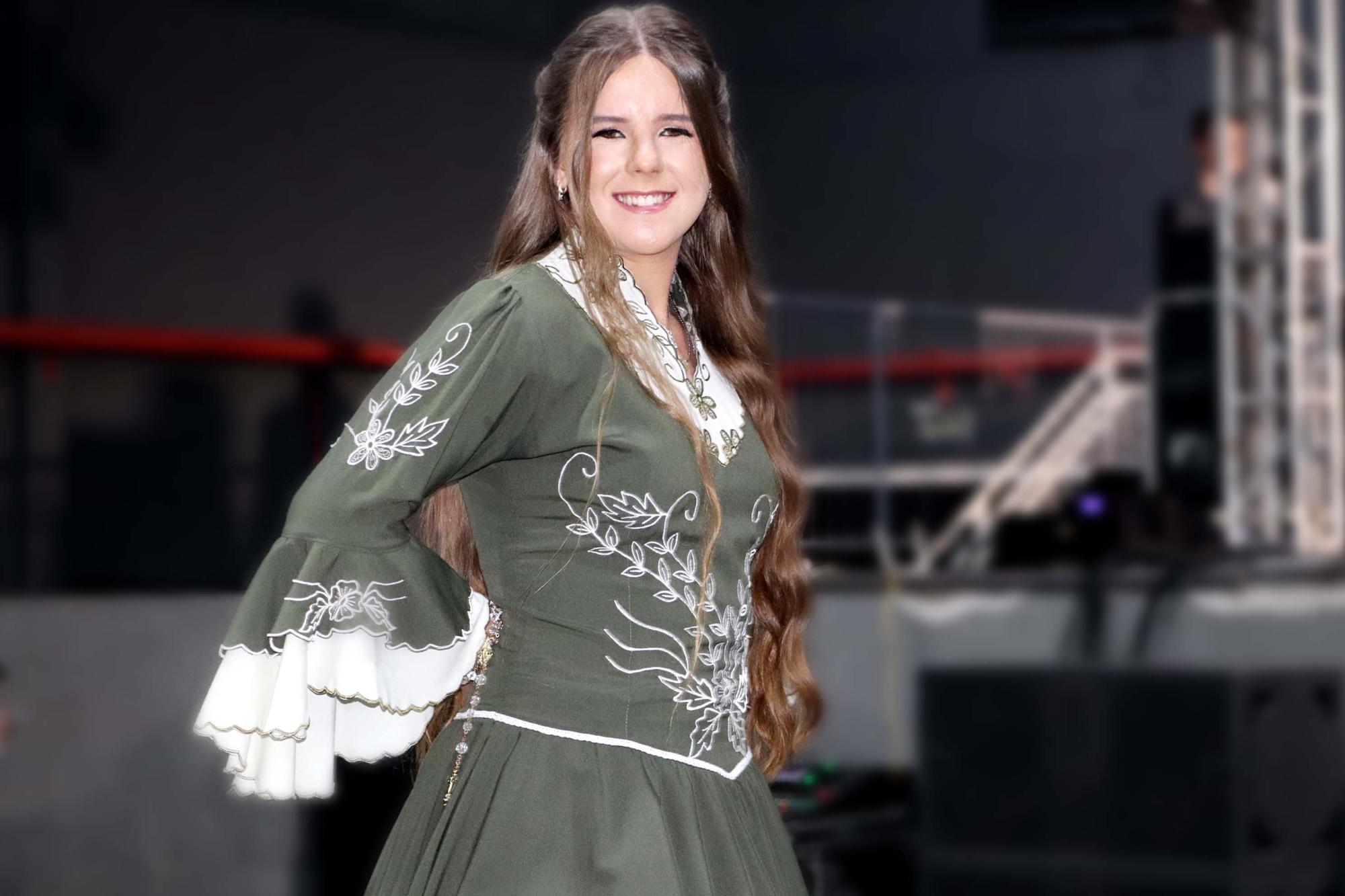 Fátima Ossovski é eleita Rainha de Piên 2025