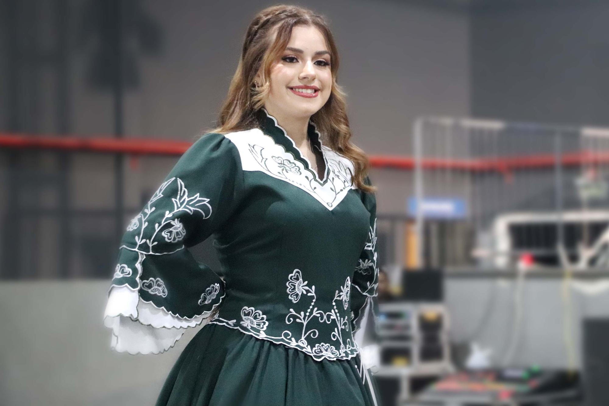 Fátima Ossovski é eleita Rainha de Piên 2025