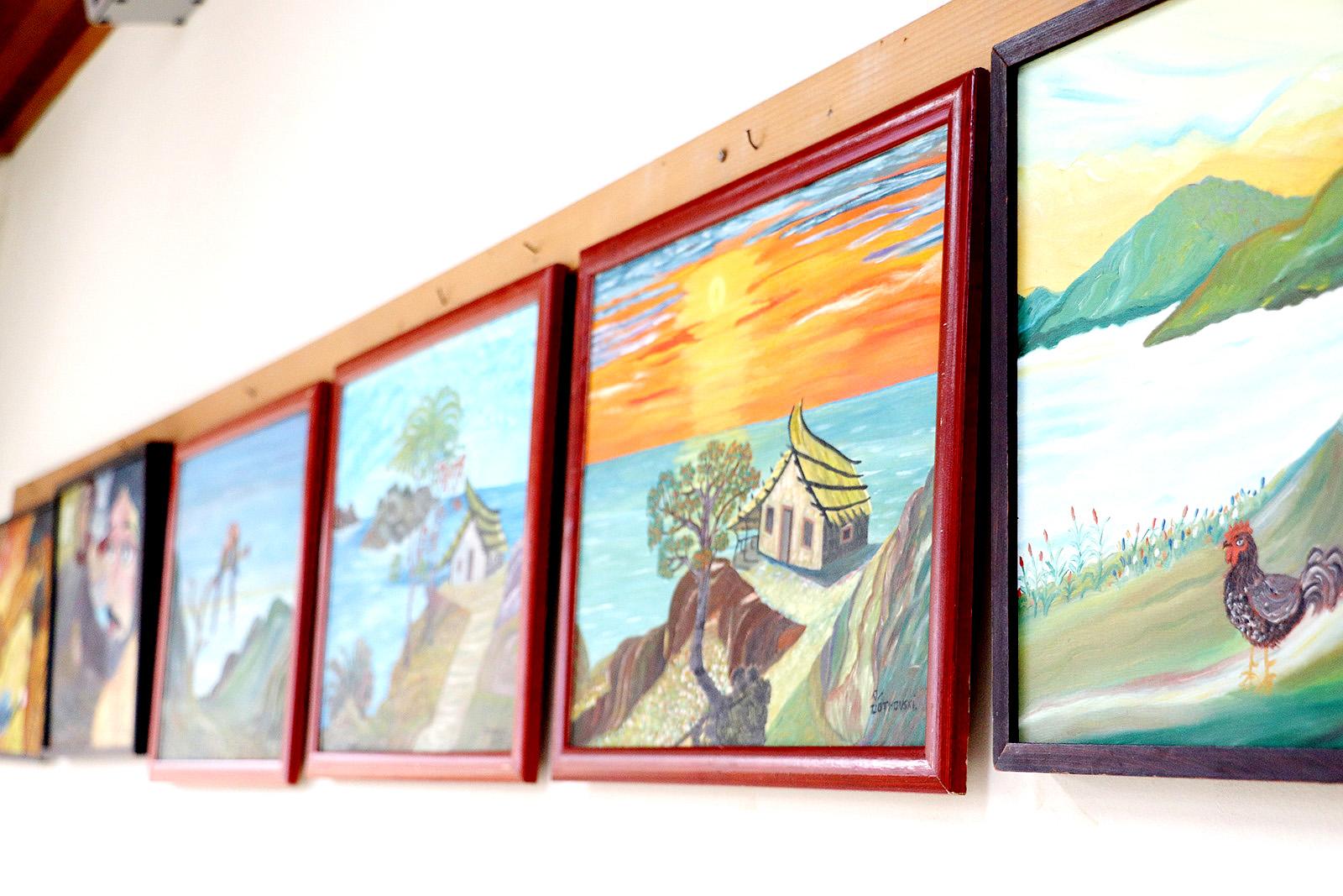 Artista pienense Antônio Ziothóvski realiza exposição na Biblioteca Municipal