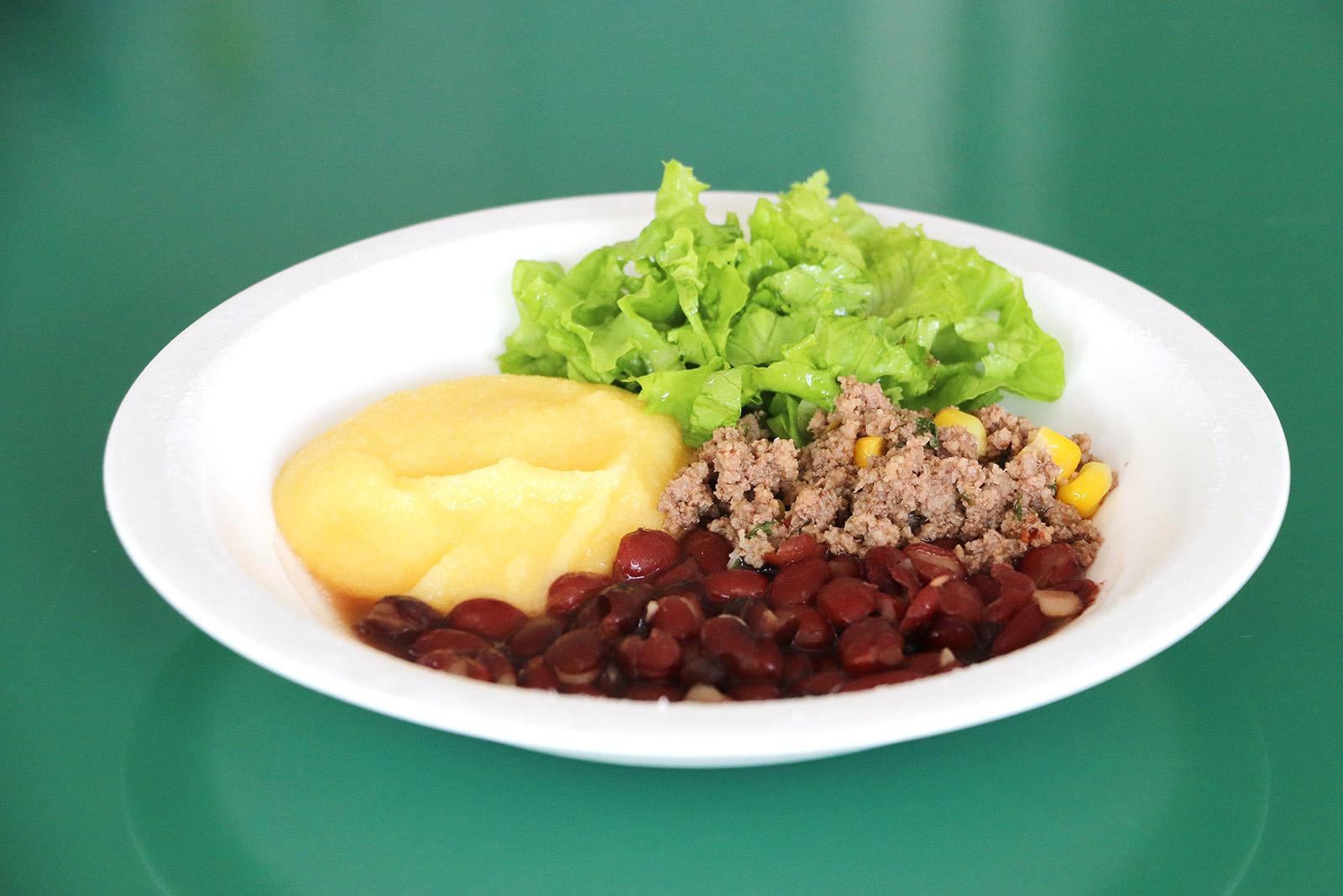 Alimentação escolar de Piên alia qualidade nutricional e fortalecimento da agricultura familiar