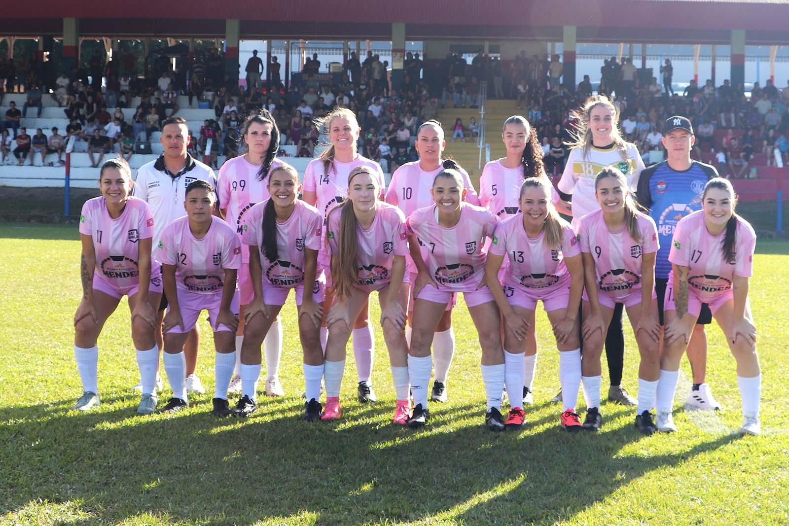 Bat Bola e Campo Novo U.G. conquistam títulos do Municipal de Futebol Suíço em Piên