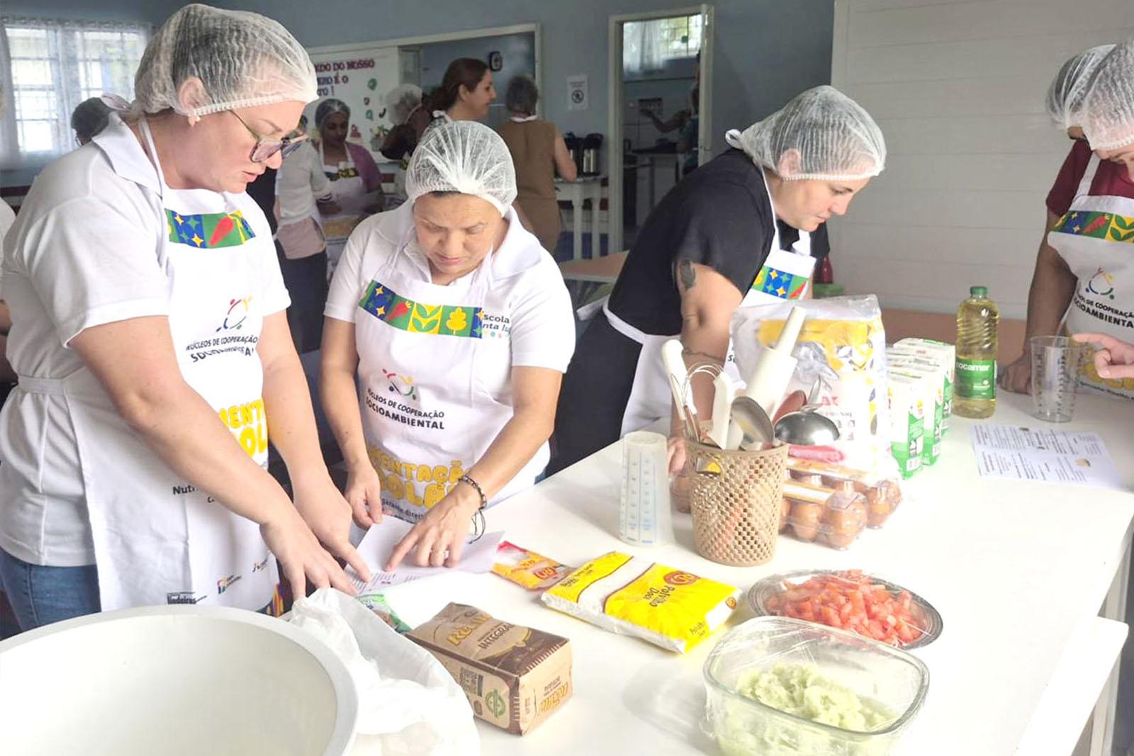 Prefeitura capacita 28 profissionais da alimentação escolar em julho 