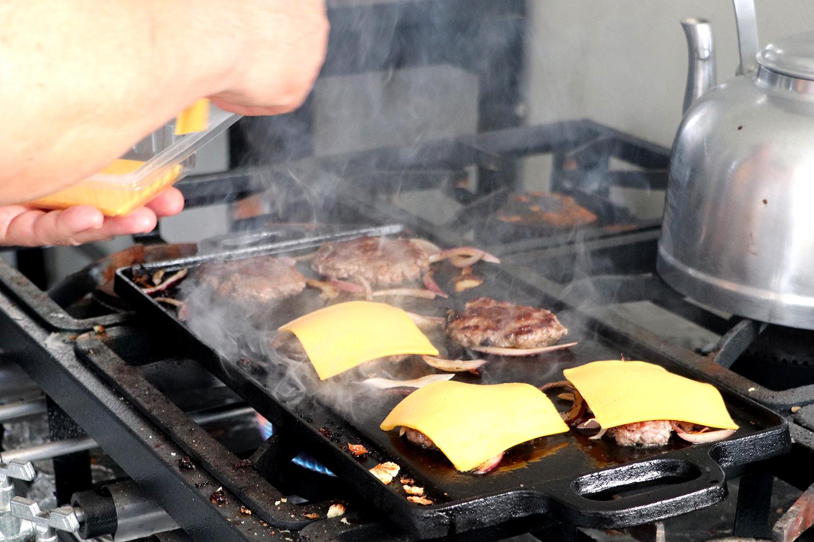 Capacitação em Hambúrguer Gourmet incentiva geração de renda em Piên