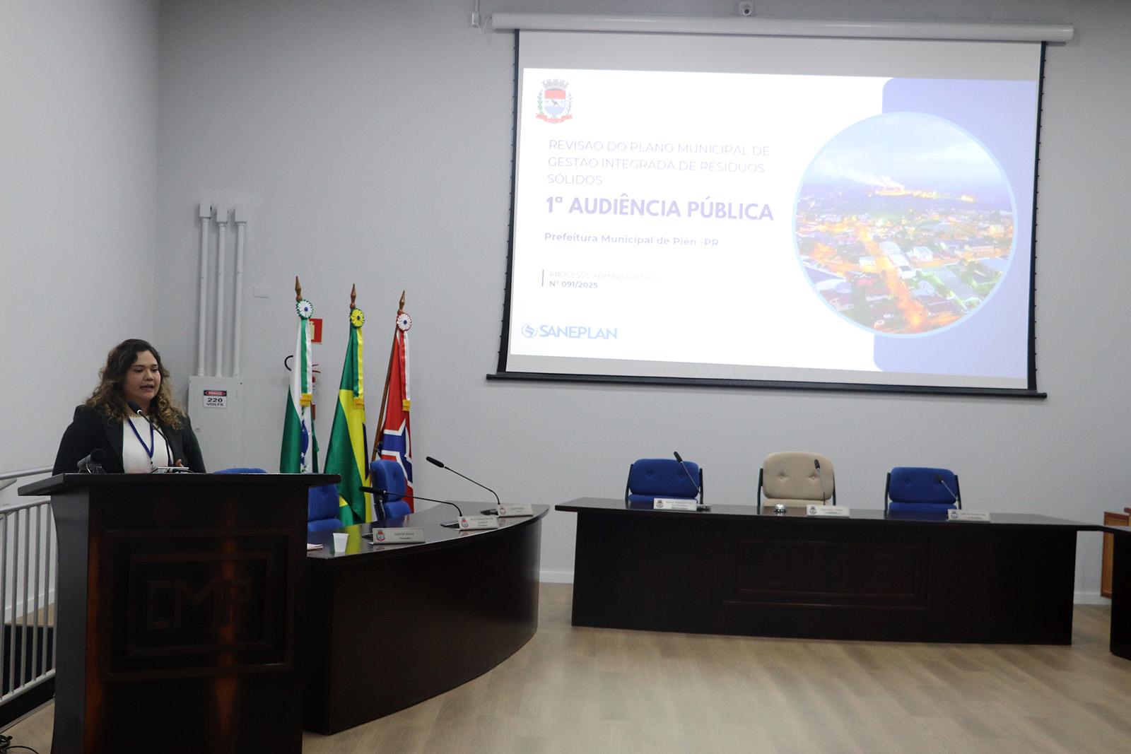 Piên realiza audiência para revisão do Plano Municipal de Gestão Integrada de Resíduos Sólidos