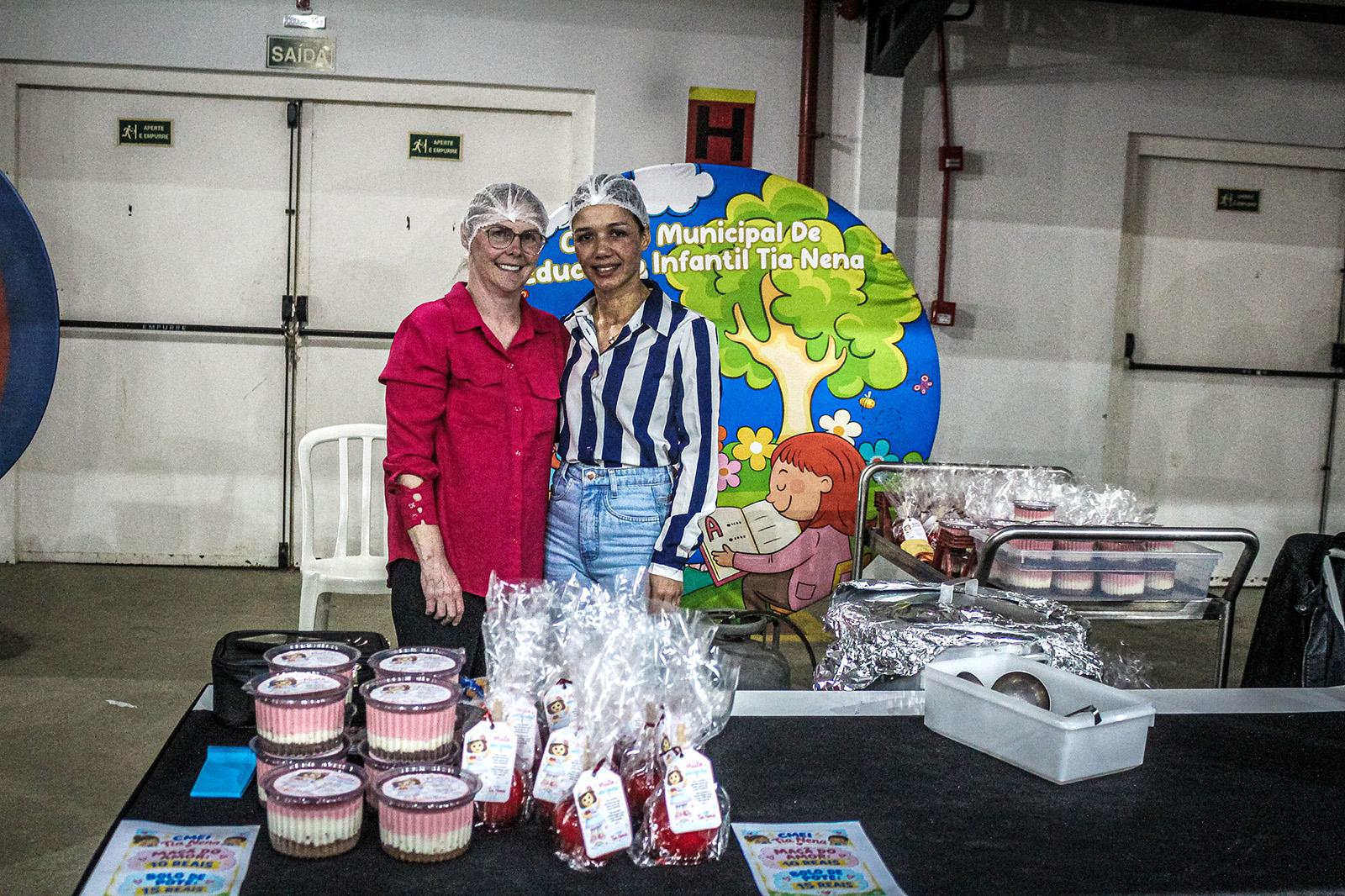 Sopa Solidária reúne comunidade e vende cerca de 800 cartões em Piên Sopa Solidária reúne comunidade e vende cerca de 800 cartões em Piên