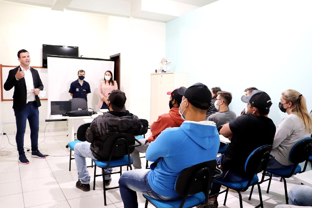 Ainda restam vagas para cursos profissionalizantes