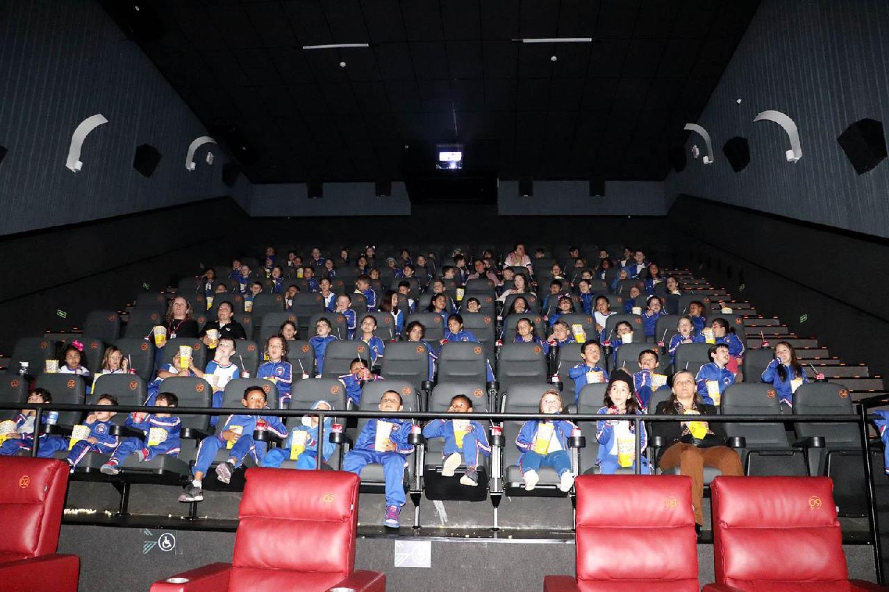 Alunos da rede municipal tem programação no mês das crianças