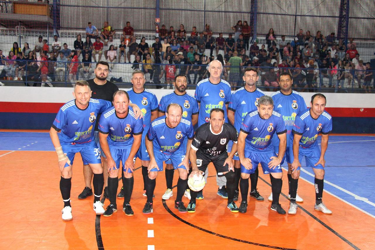 Bat Bola e Galpão são os grandes campeões do futsal de Piên
