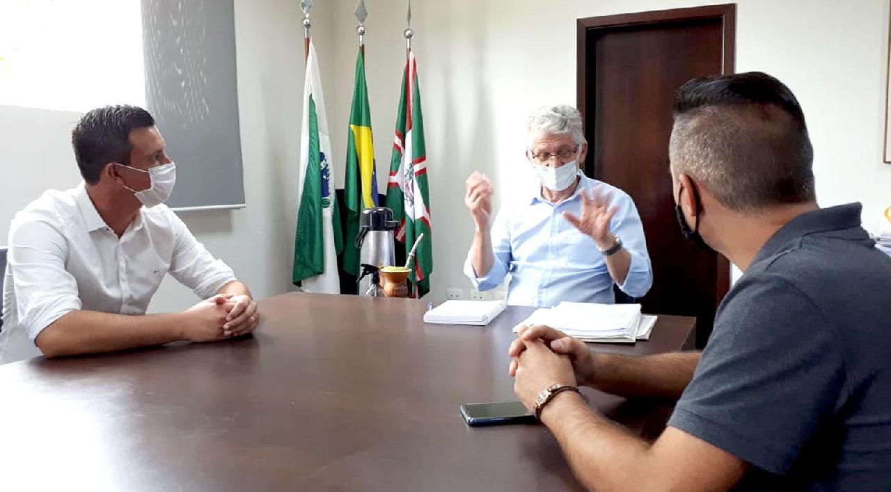 Busca por recursos para fortalecer a agricultura 