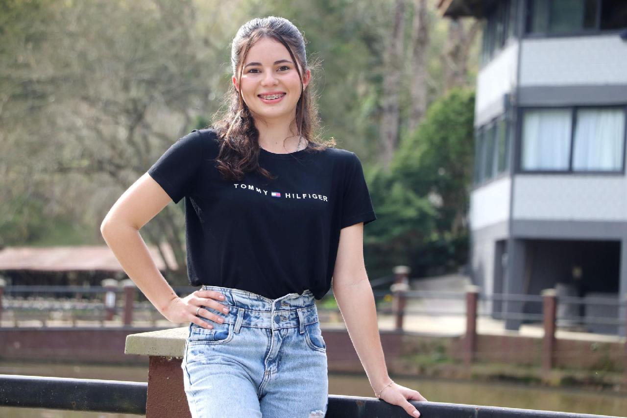 Conheça as candidatas a Rainha de Piên: Kauane de Oliveira Schroeder