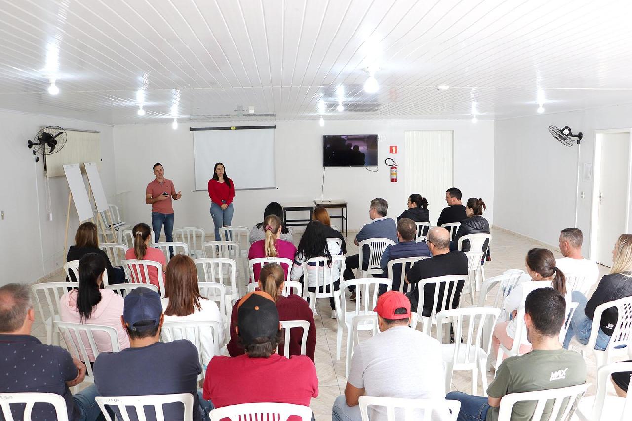 Desenvolvimento Econômico de Piên promove reunião com comercio local