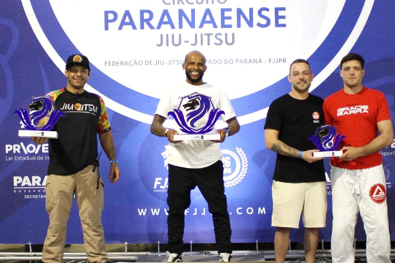 Equipe de Jiu-Jitsu de Piên entre os líderes do Estadual 