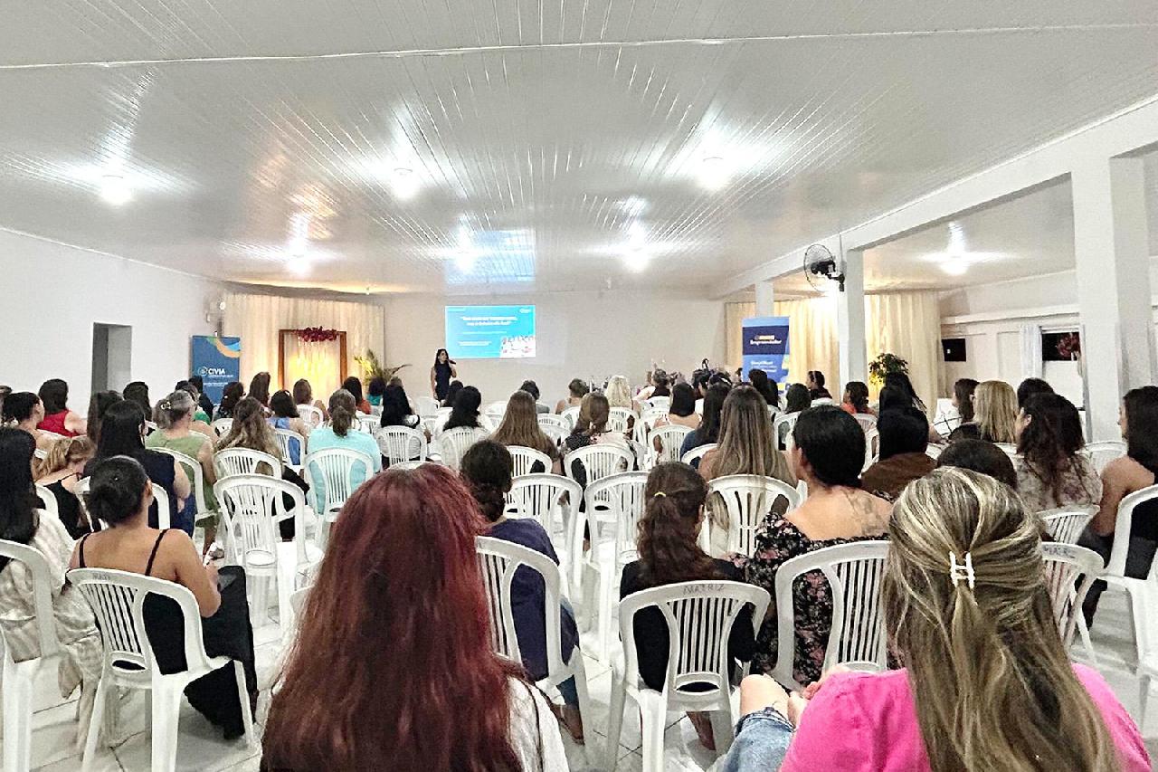 Evento em celebração ao Dia da Mulher fomenta o empreendedorismo feminino em Piên