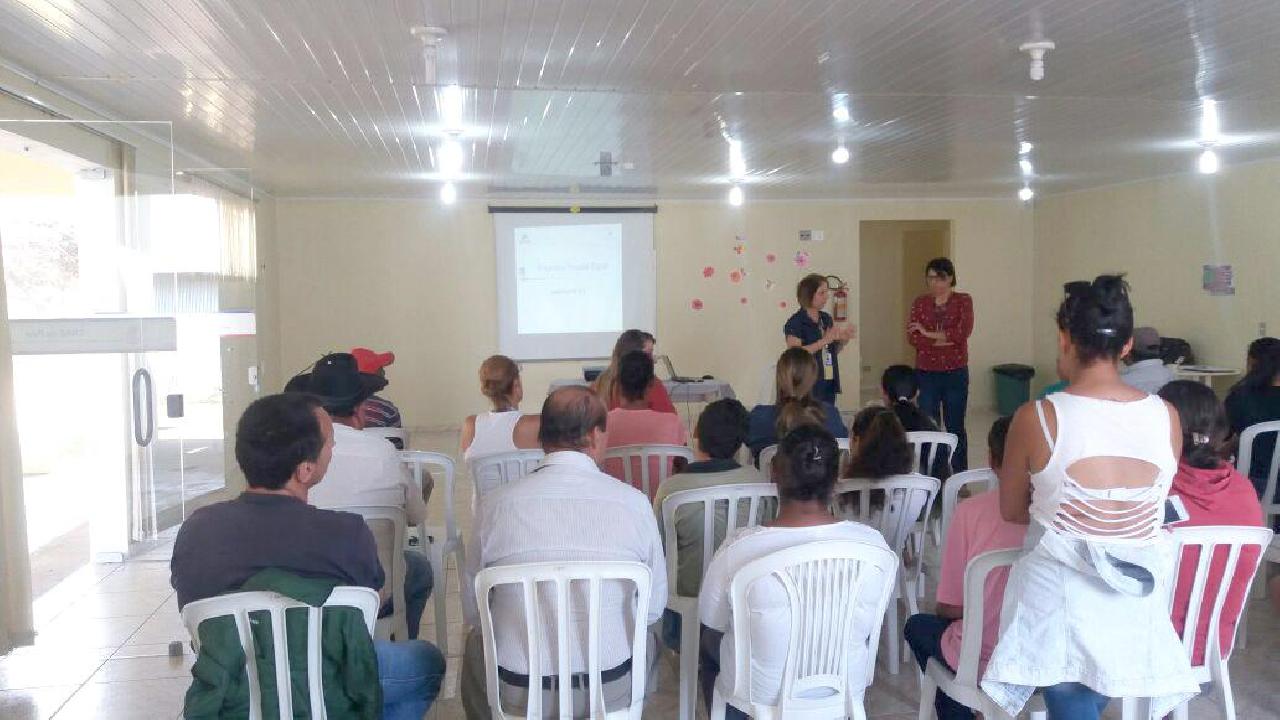 Famílias pienenses se reúnem com a Cohapar
