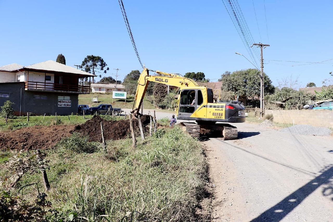Iniciadas obras de asfalto em mais quatro comunidades