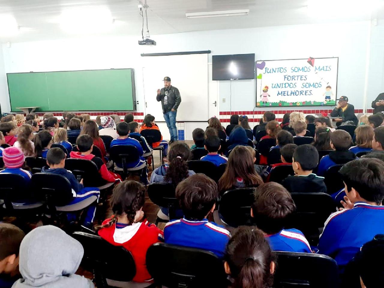 Meio Ambiente trabalha coleta de resíduos nas escolas