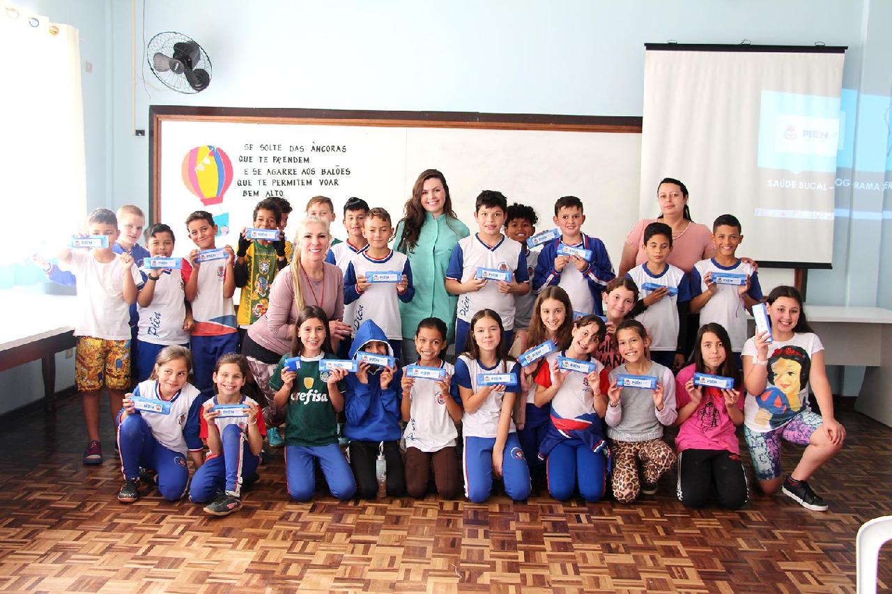 Nova fase do Programa Zero Carie inicia nas escolas municipais