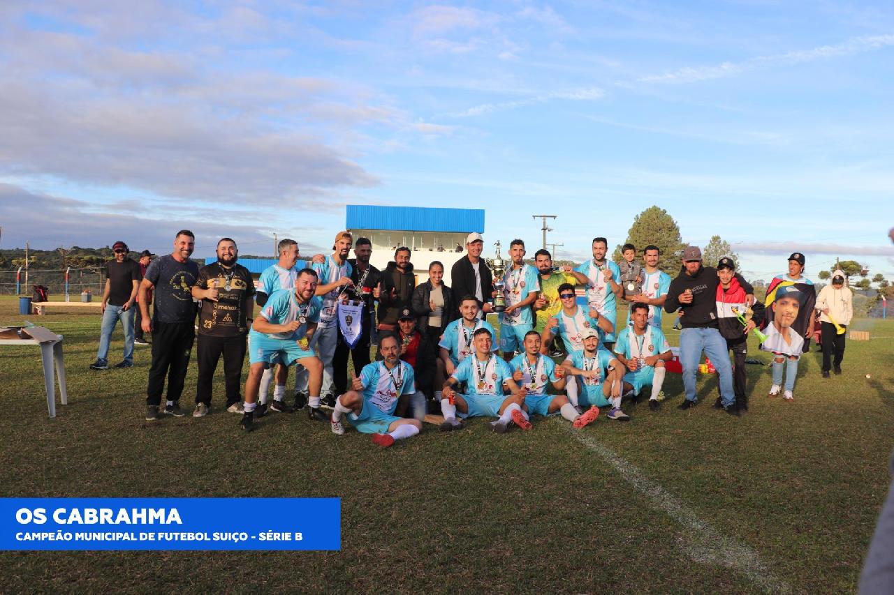 Os Cabrahma conquistam o título da Série B do Campeonato Municipal de Futebol Suíço de Piên