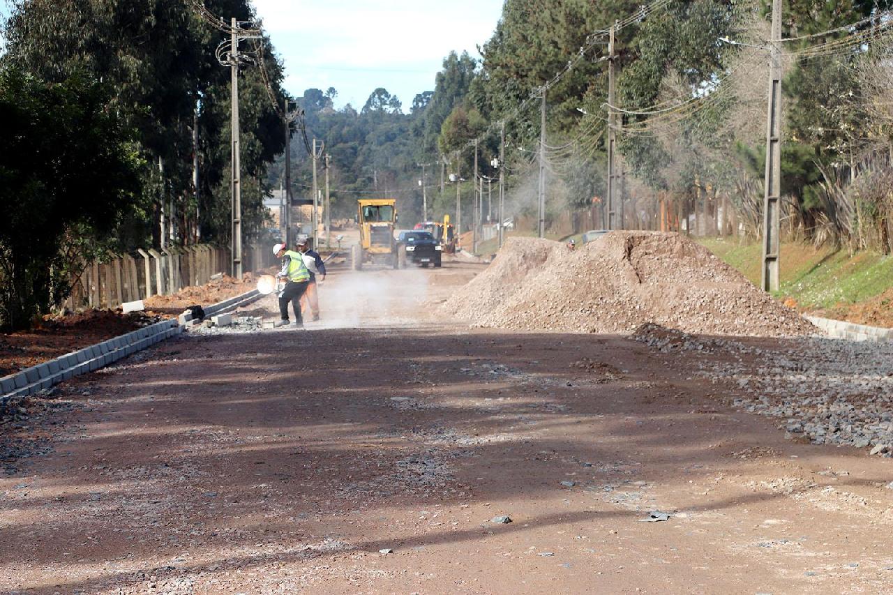 Piên tem 24 ruas contempladas no Asfalto Novo, Vida Nova