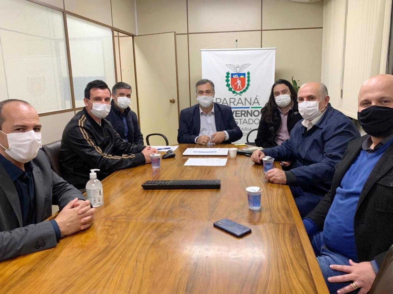 Prefeito busca recursos na capital do Estado