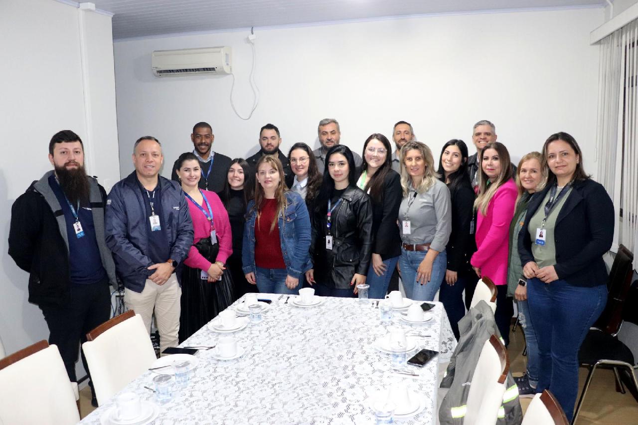 Prefeitura de Piên promove reunião para qualificação de profissionais e fortalecimento das empresas locais