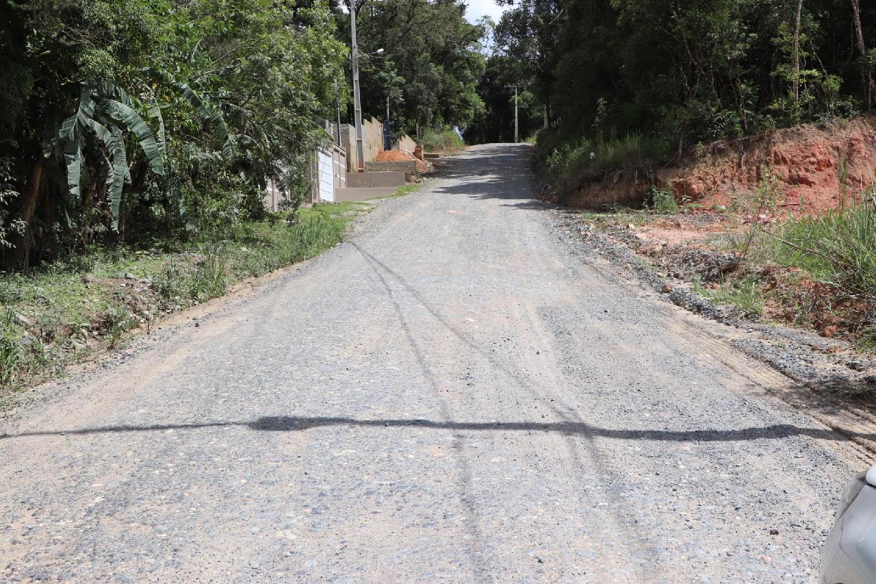 Prefeitura prepara novas obras de pavimentação