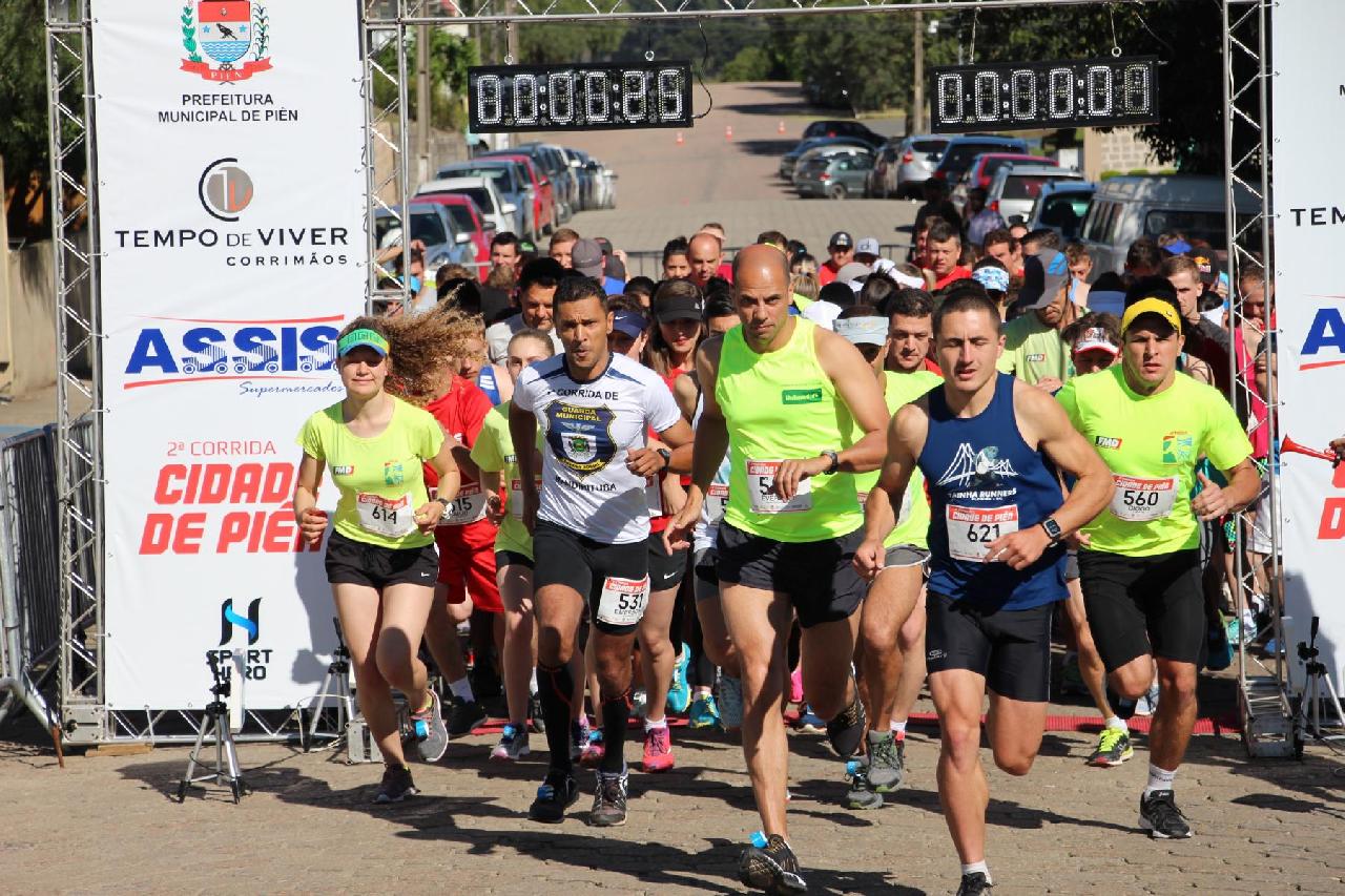 Quase 200 corredores participam da 2ª Corrida da Cidade de Piên