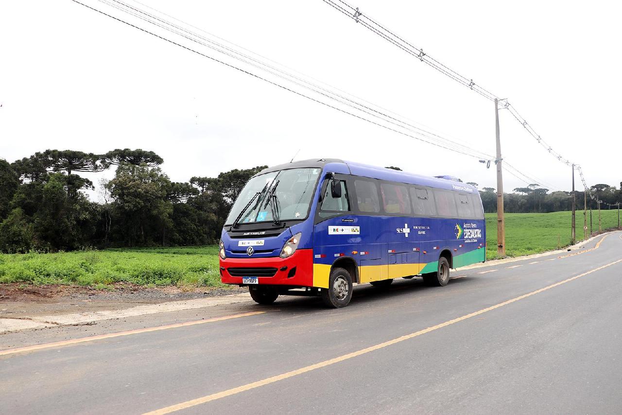 Saúde ganha reforço com ônibus para transporte de pacientes a hospitais da Região Metropolitana