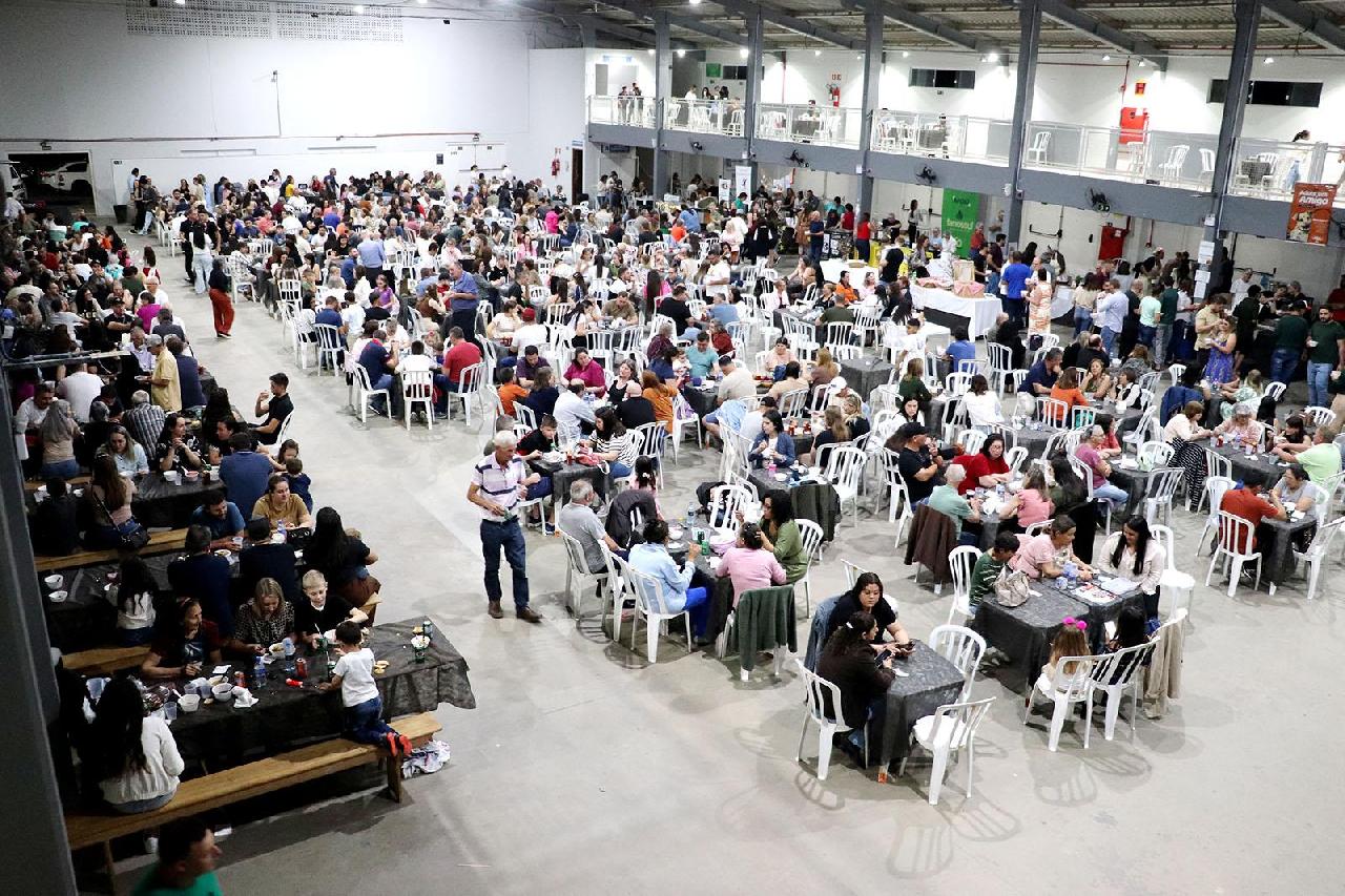 Sopa Solidária 2025 reúne comunidade em noite de confraternização e apoio às entidades de Piên