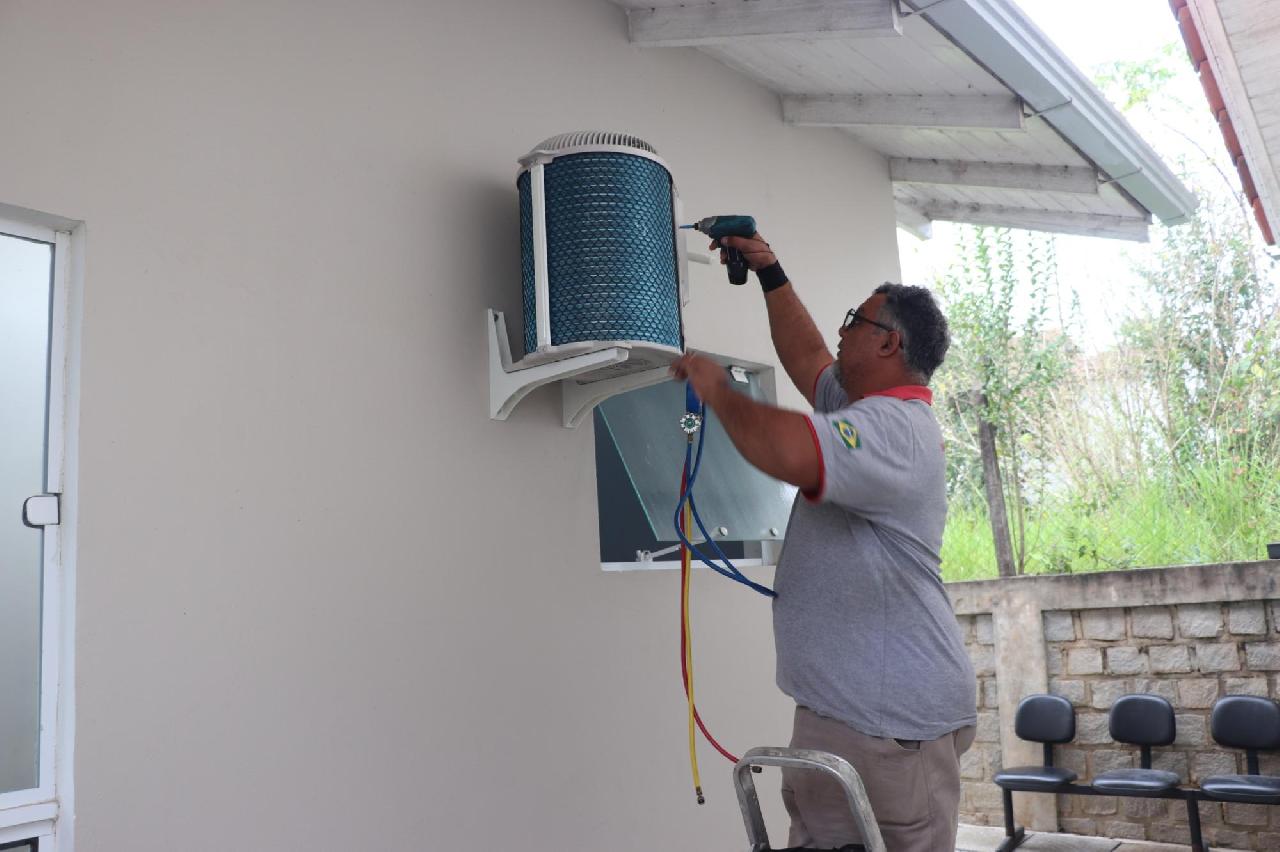 Unidades de saúde recebem aparelhos de ar-condicionado